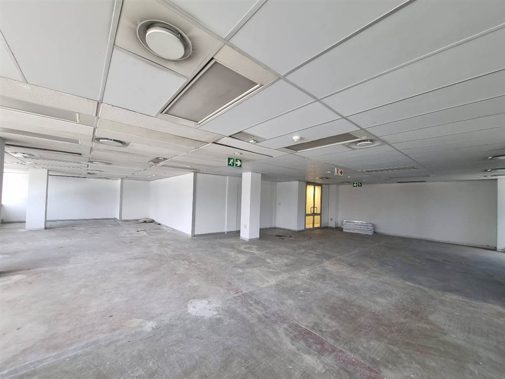 176  m² Commercial space in Hatfield photo number 15