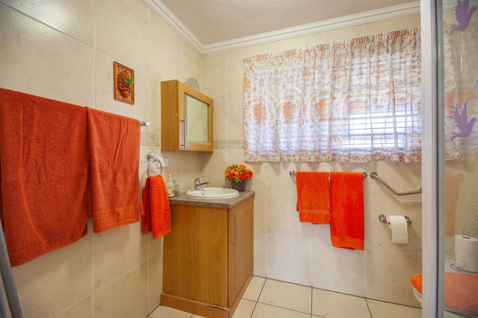 1 Bed Apartment in Garsfontein photo number 16