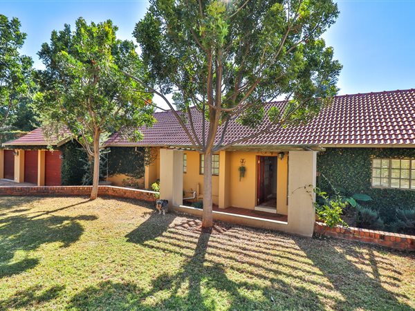 3 Bedroom House 3 Bedroom House