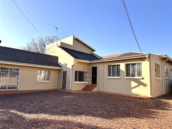 4 Bed House in Dunvegan