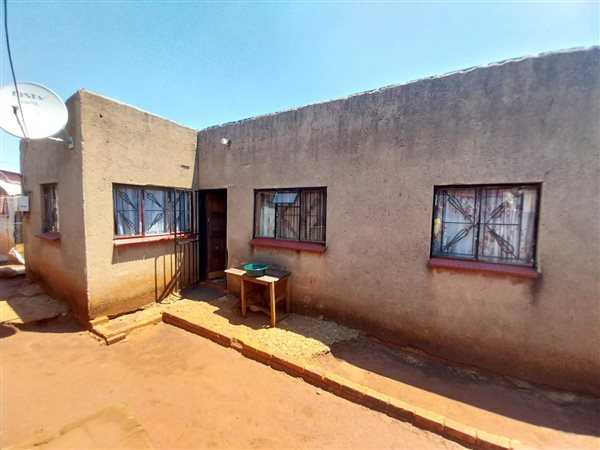 2 Bed House in Winnie Mandela