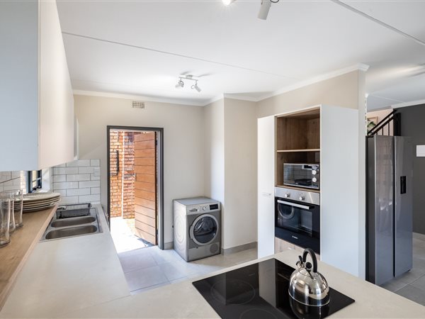 3 Bedroom House 3 Bedroom House