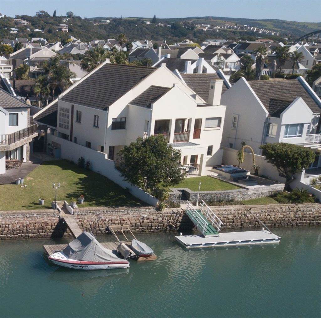 4 Bed House in Royal Alfred Marina photo number 1