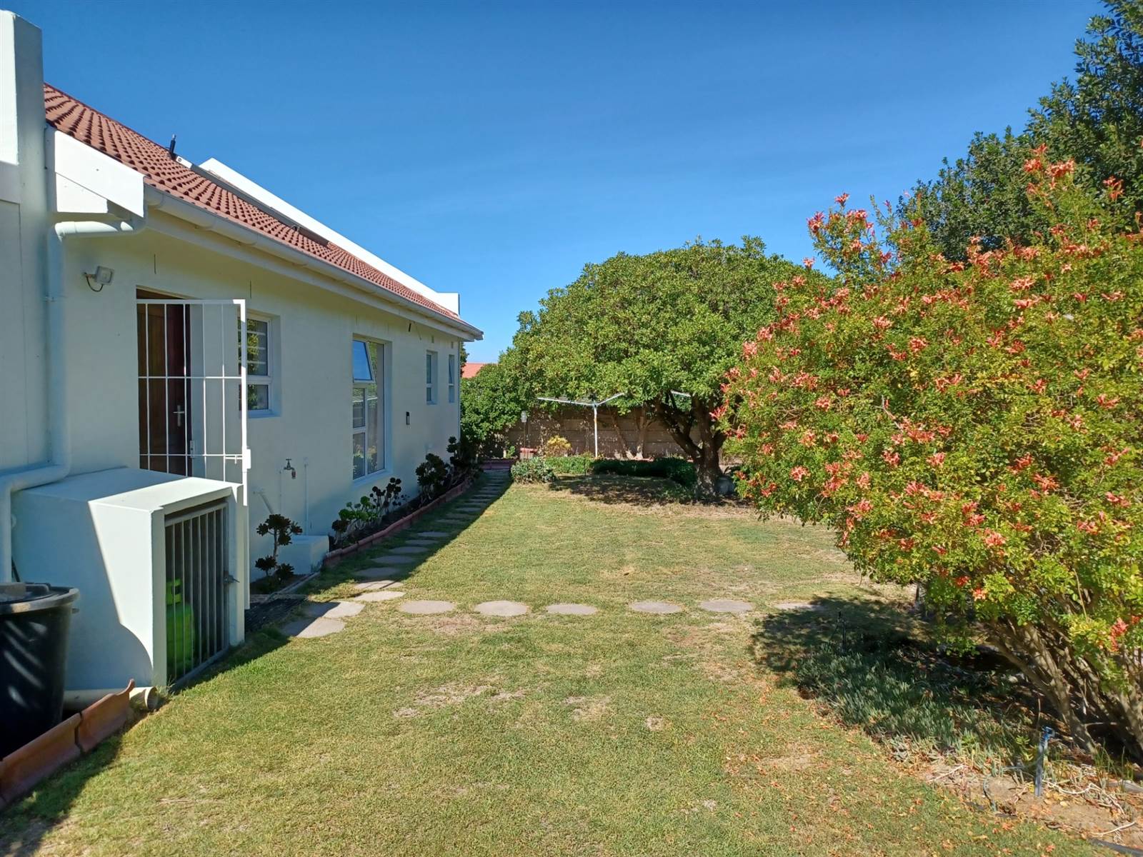 3 Bed House in Port Owen photo number 30
