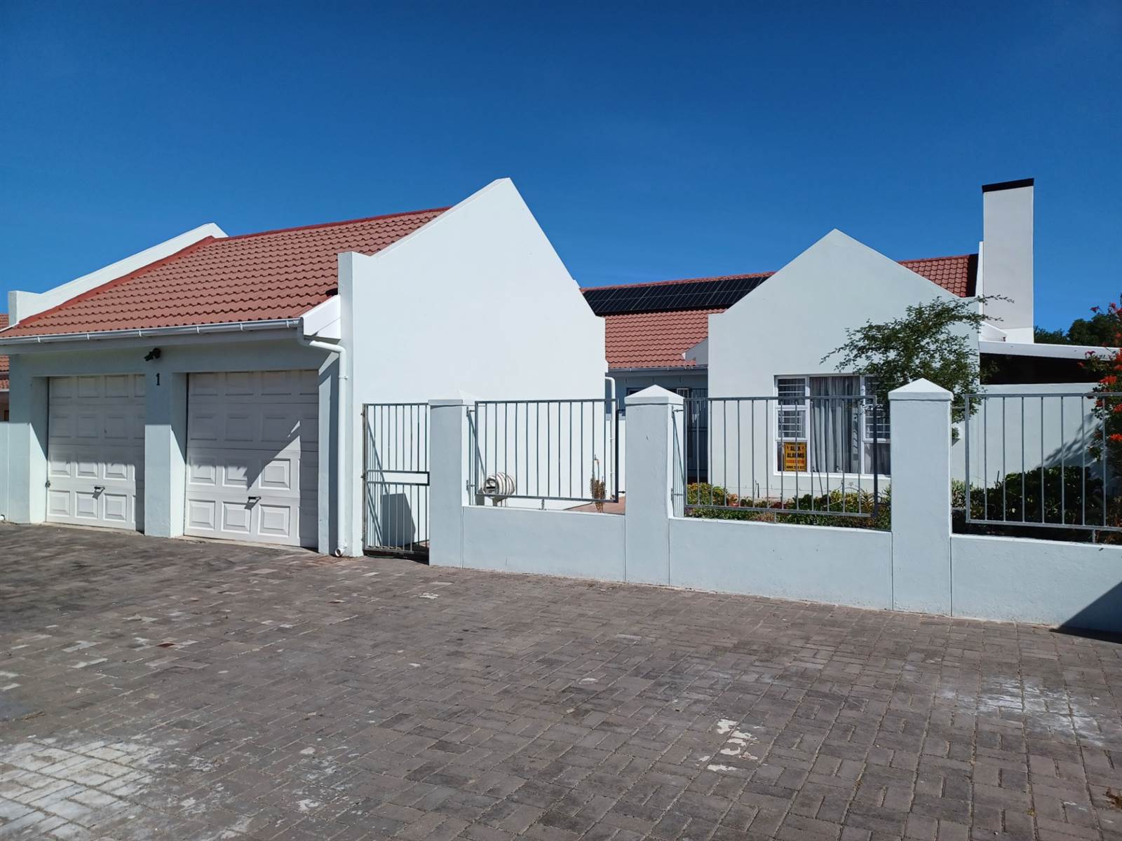 3 Bed House in Port Owen photo number 2
