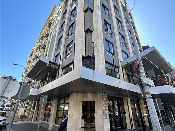 215  m² Commercial space in Cape Town City Centre