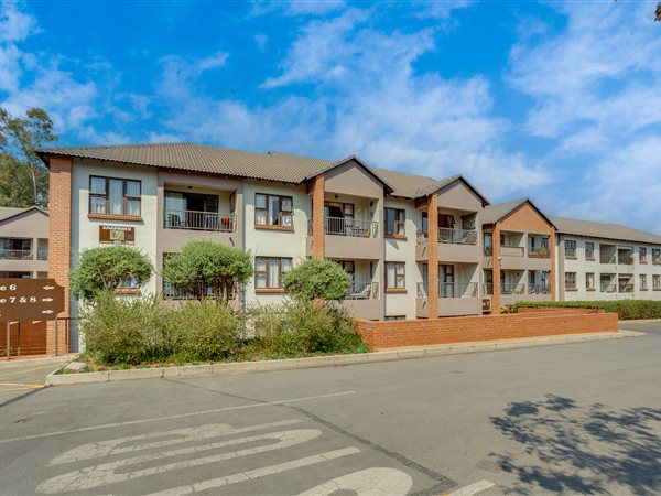 1 Bed House in Douglasdale