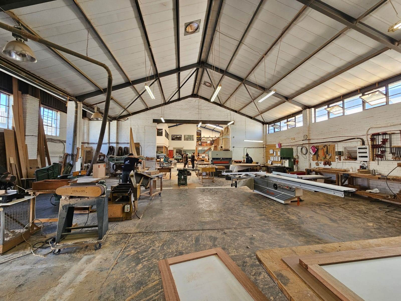 665  m² Industrial space in Maitland photo number 2