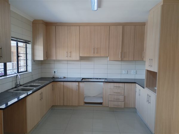 3 Bed Apartment