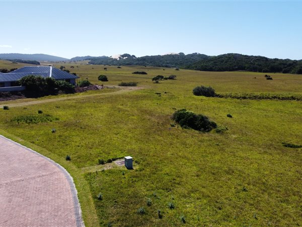 849 m² Land available in Kenton-on-Sea