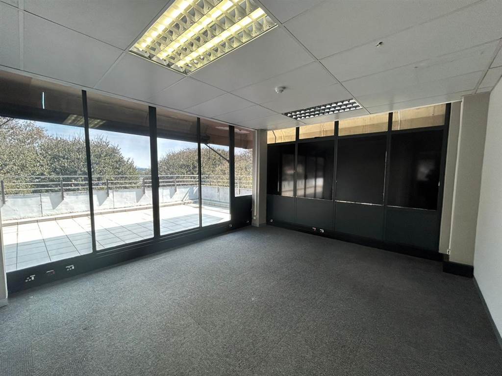 1440  m² Commercial space in Cresta photo number 18