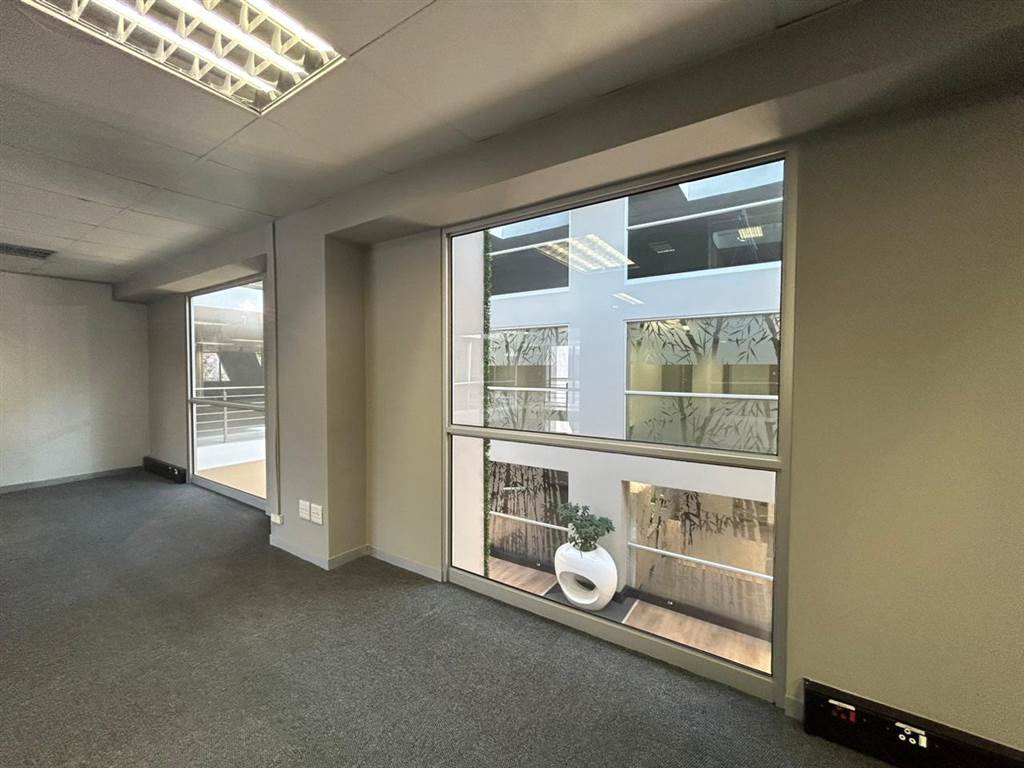 1440  m² Commercial space in Cresta photo number 6