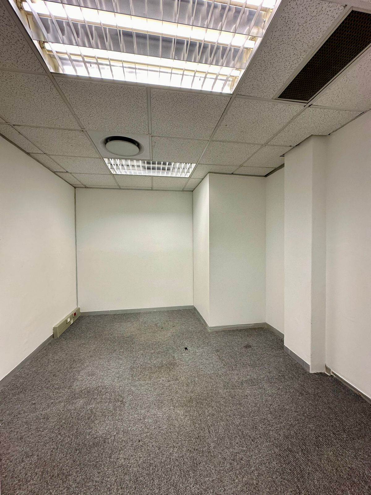 2482  m² Office Space in Musgrave photo number 2