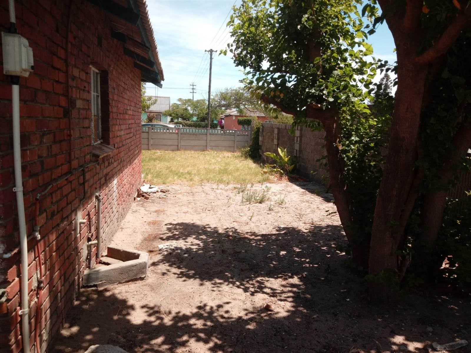 2 Bed House in Matroosfontein photo number 14