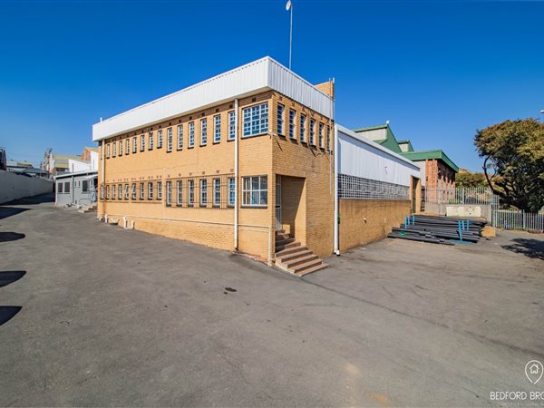 1 772 m² Industrial space 1 772 m² Industrial space