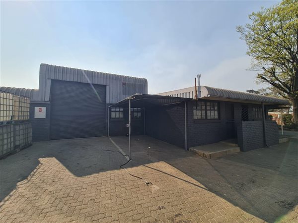 144  m² Industrial space