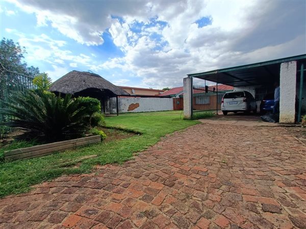 2 Bed House in Booysens