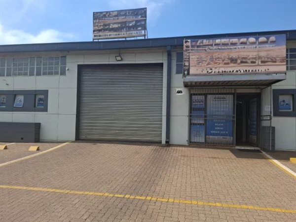 270 m² Industrial space 270 m² Industrial space