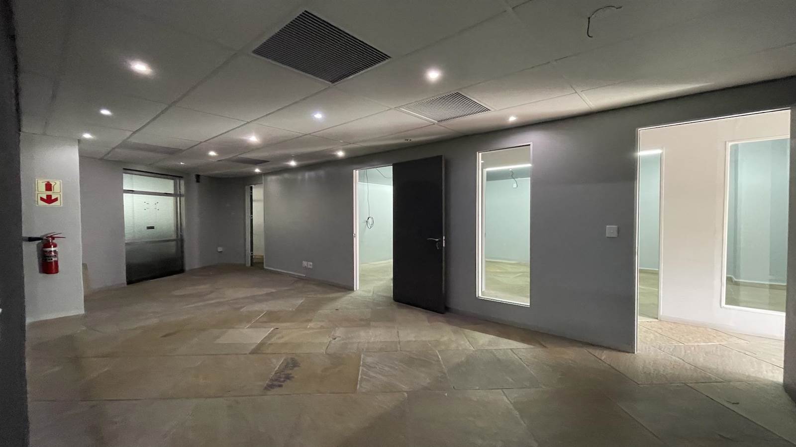 178  m² Commercial space in Tyger Valley photo number 5