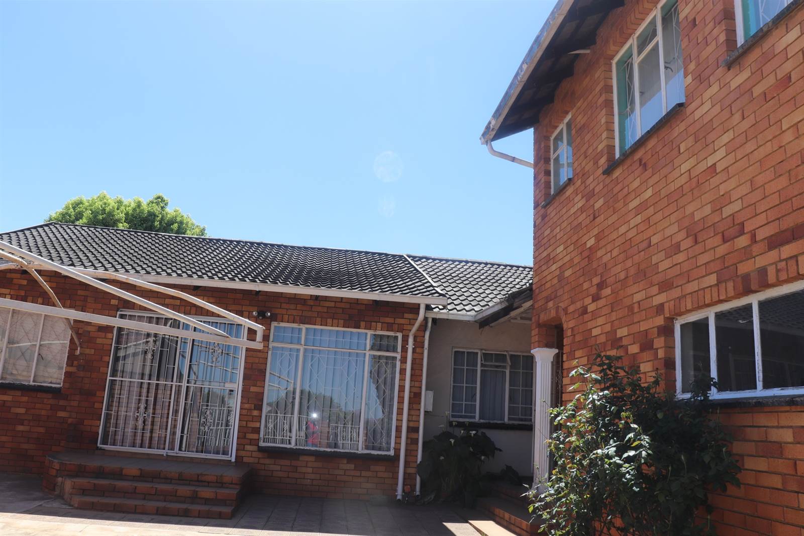 4 Bed House in Klipspruit West photo number 21