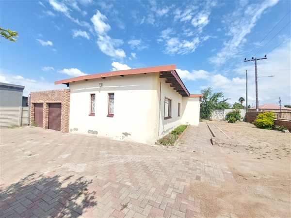 5 Bed House in Seshego