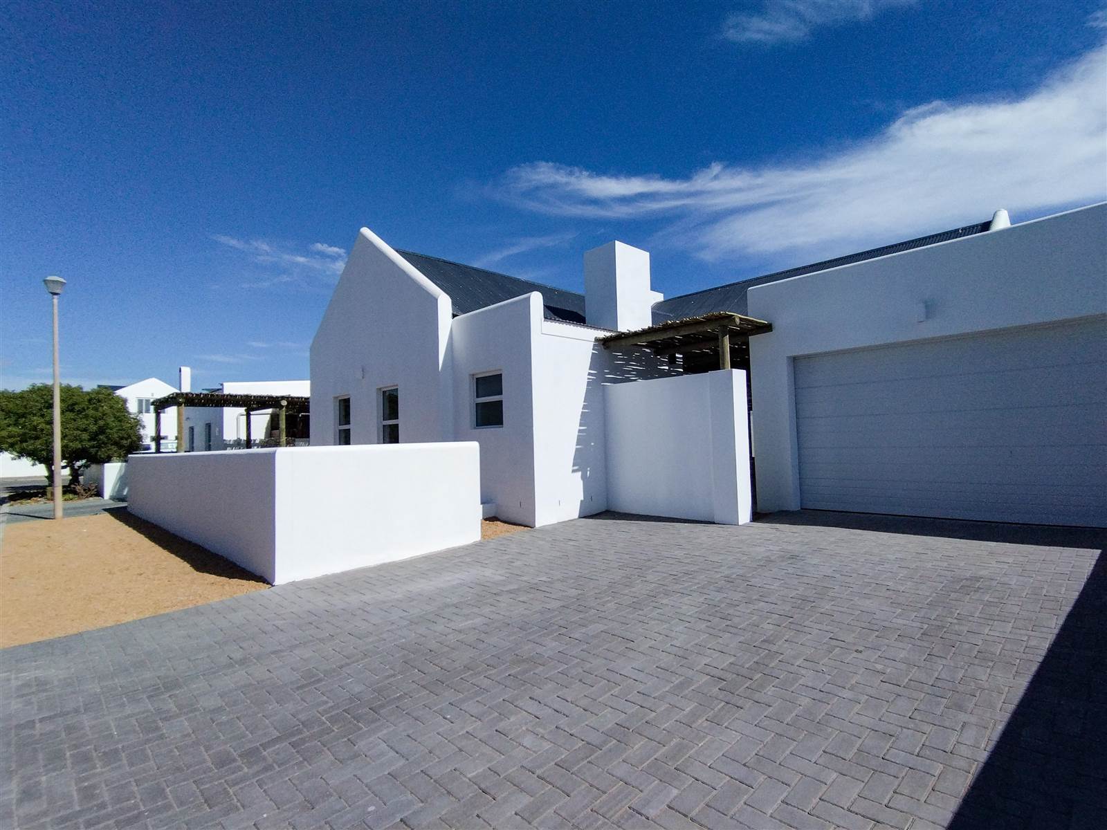 2.5 Bed House in Paternoster photo number 2