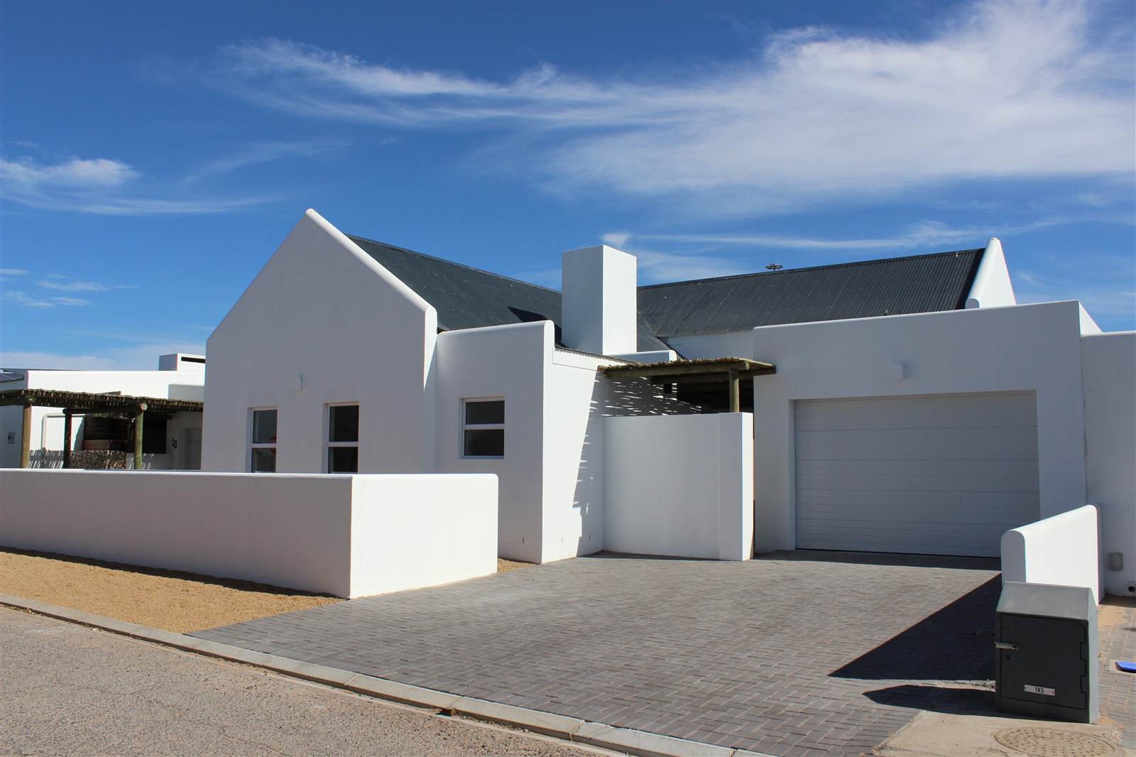 2.5 Bed House in Paternoster photo number 29