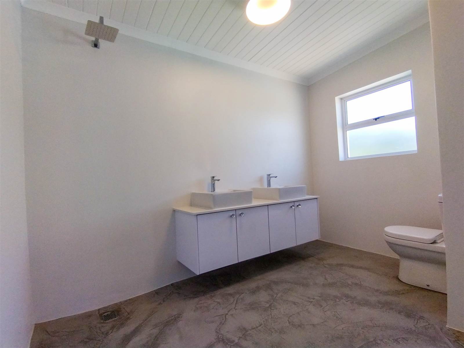 2.5 Bed House in Paternoster photo number 23