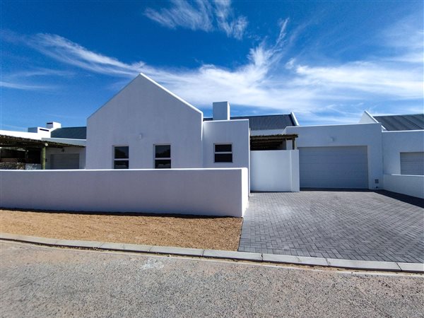 2.5 Bed House in Paternoster