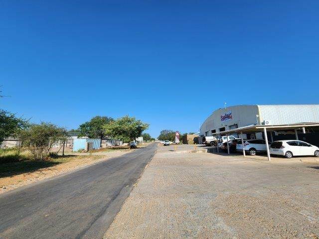 Commercial space in Hoedspruit photo number 5