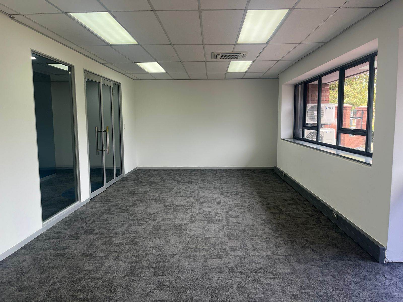 89  m² Commercial space in Bryanston photo number 7