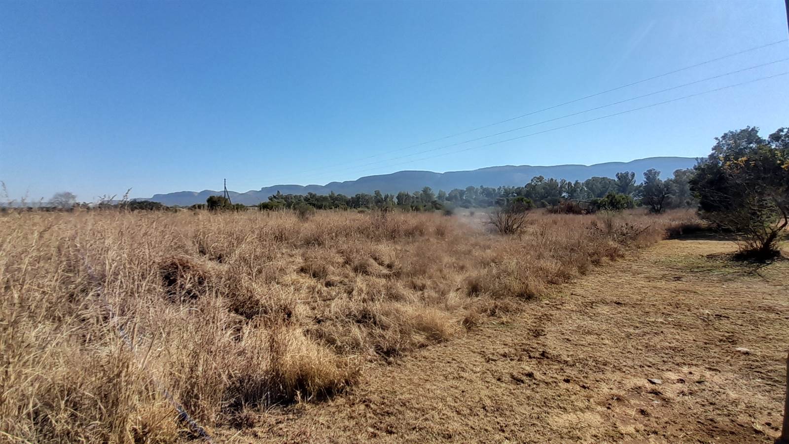 4 ha Land available in Hartbeespoort Dam photo number 1