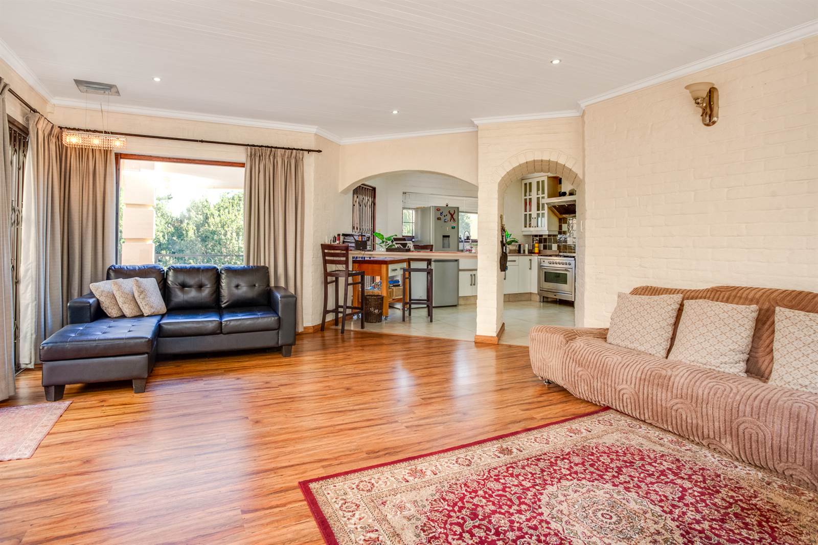 4 Bed House in Northcliff photo number 14