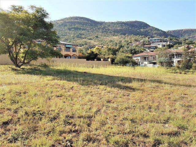 880 m² Land available in Kosmos Ridge photo number 2
