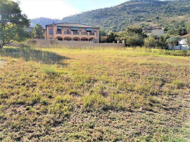 880 m² Land available in Kosmos Ridge photo number 1