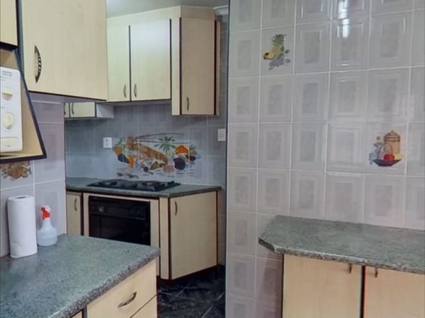 3 Bed House in Montford