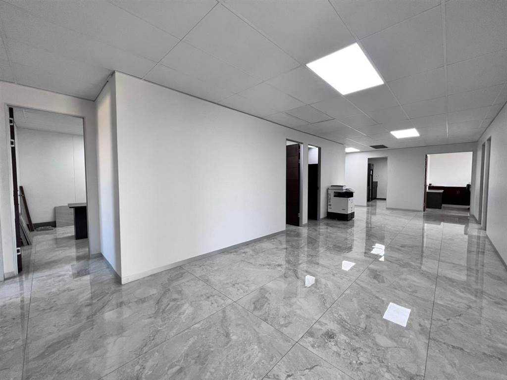 351  m² Commercial space in Allens Nek photo number 15