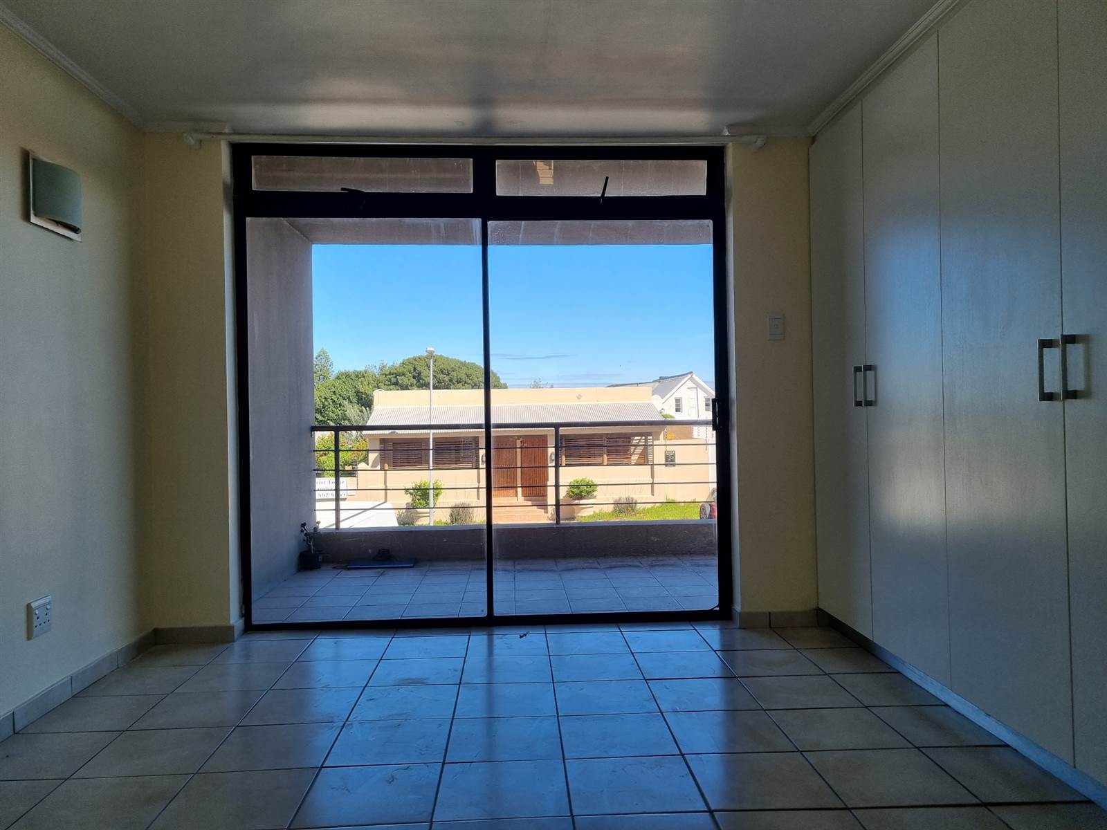 2 Bed Apartment in Gansbaai and surrounds photo number 6