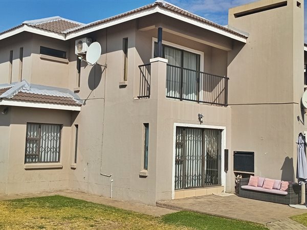 3 Bedroom Townhouse