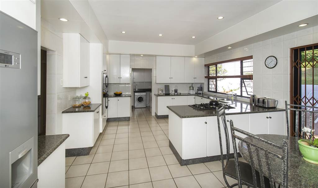 5 Bed House in Linksfield photo number 11
