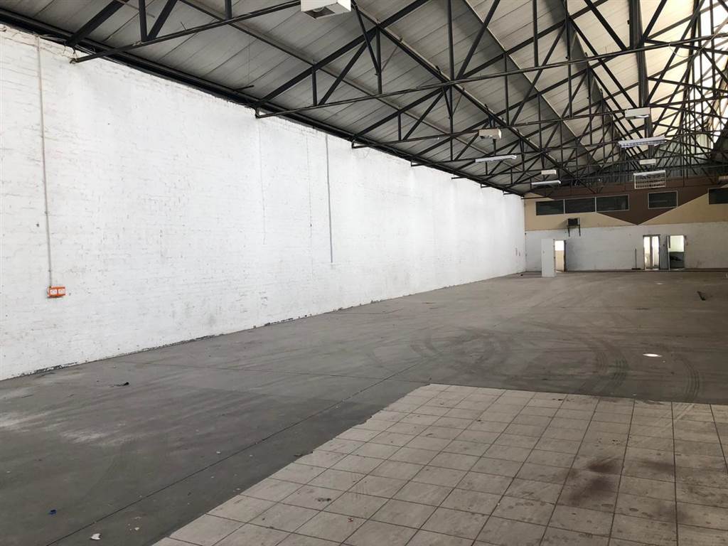 3288  m² Industrial space in Sebenza photo number 10