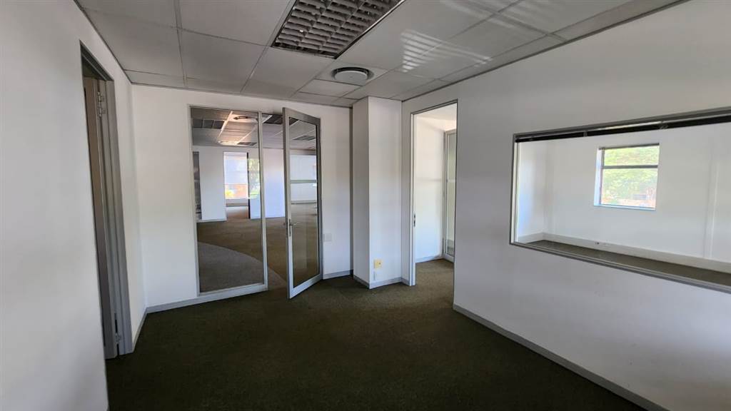 342  m² Commercial space in Centurion CBD photo number 13