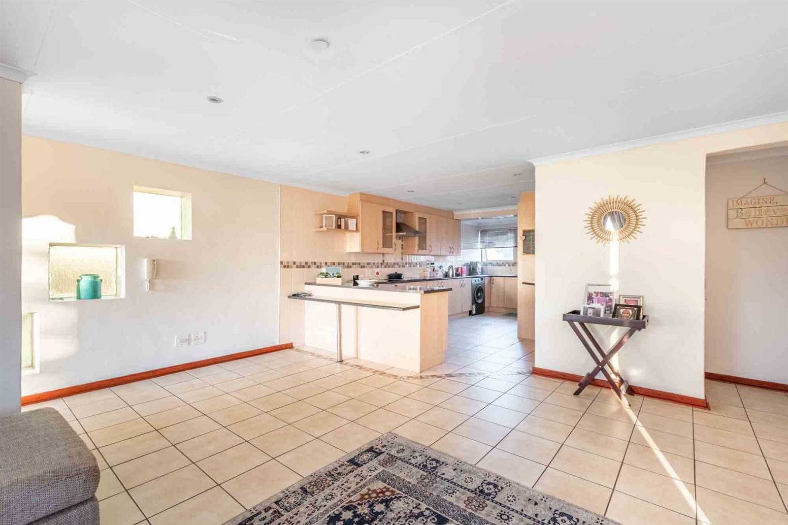 3 Bed Apartment in Kloofendal photo number 4