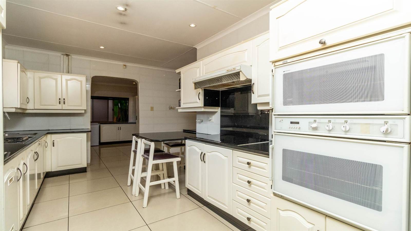 3 Bed House in Northcliff photo number 16
