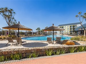 1 Bed Apartment in Blyde Riverwalk Estate