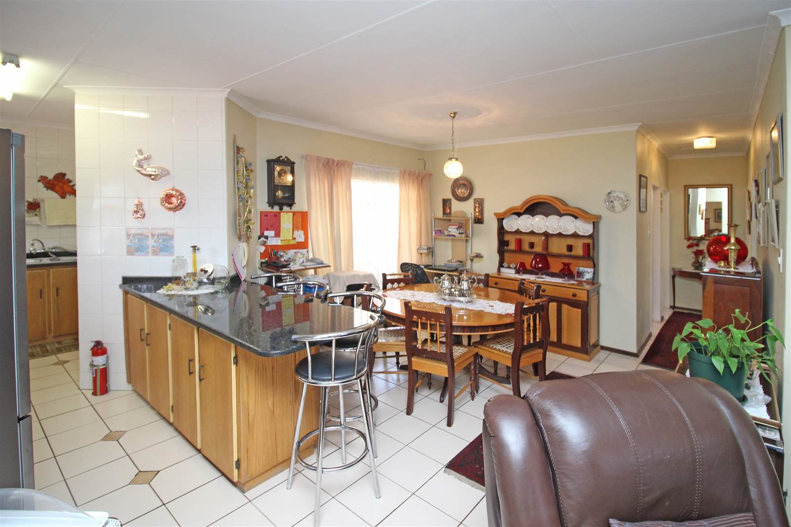 3 Bed Townhouse in Rooihuiskraal photo number 17