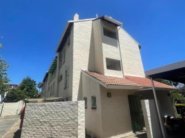 2 Bedroom Townhouse 2 Bedroom Townhouse
