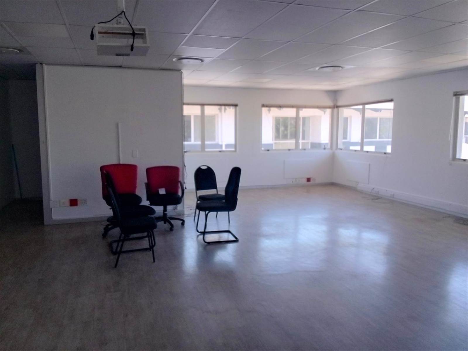 202  m² Office Space in Plumstead photo number 5