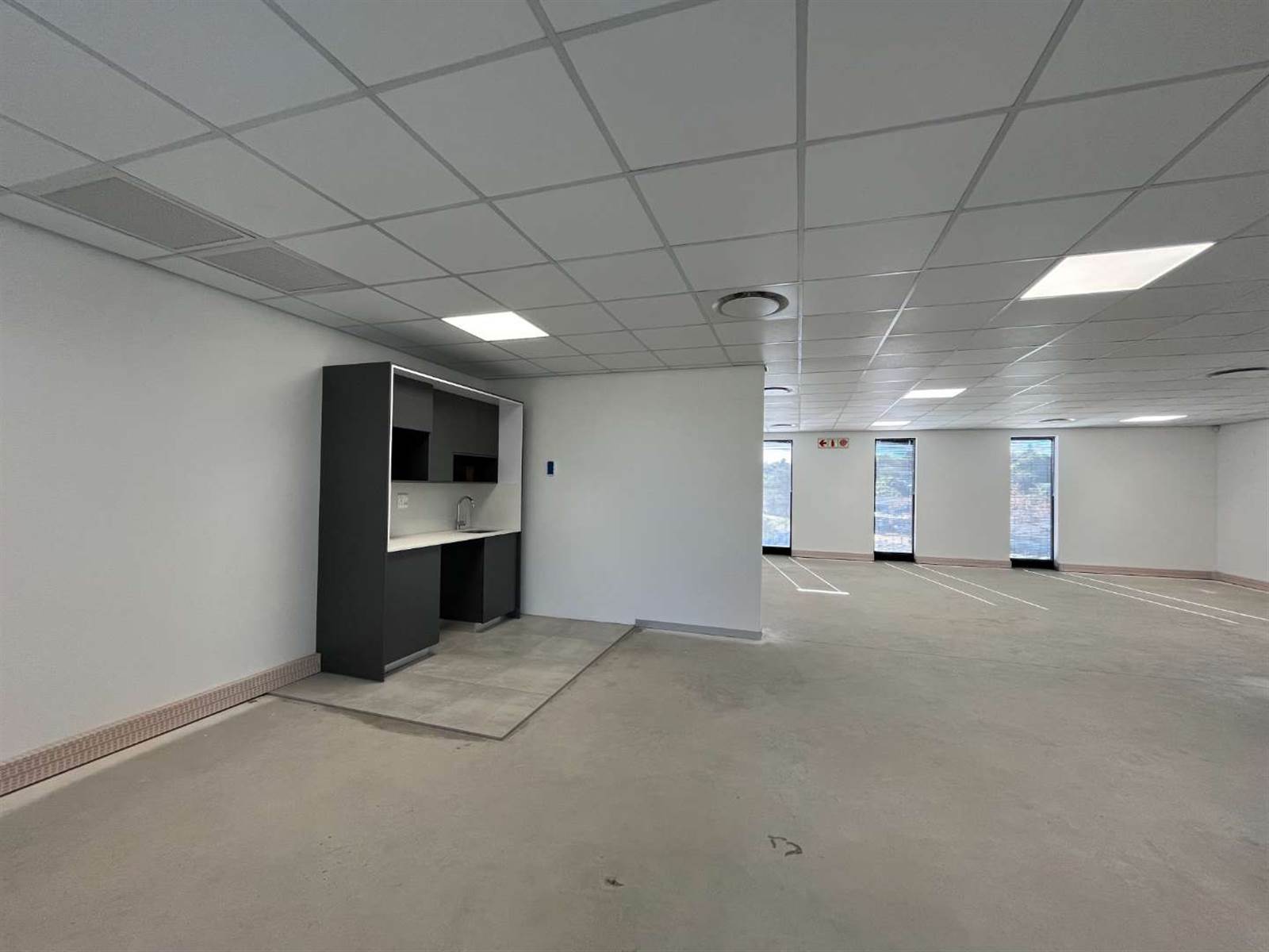142  m² Office Space in Durbanville photo number 7