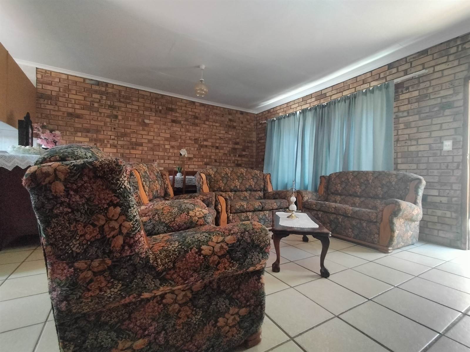 4 Bed House in Vaalpark photo number 5